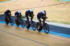Delegaciones colombiana de ciclismo de pista en acción en los Juegos Centroamericanos y del Caribe 2026.