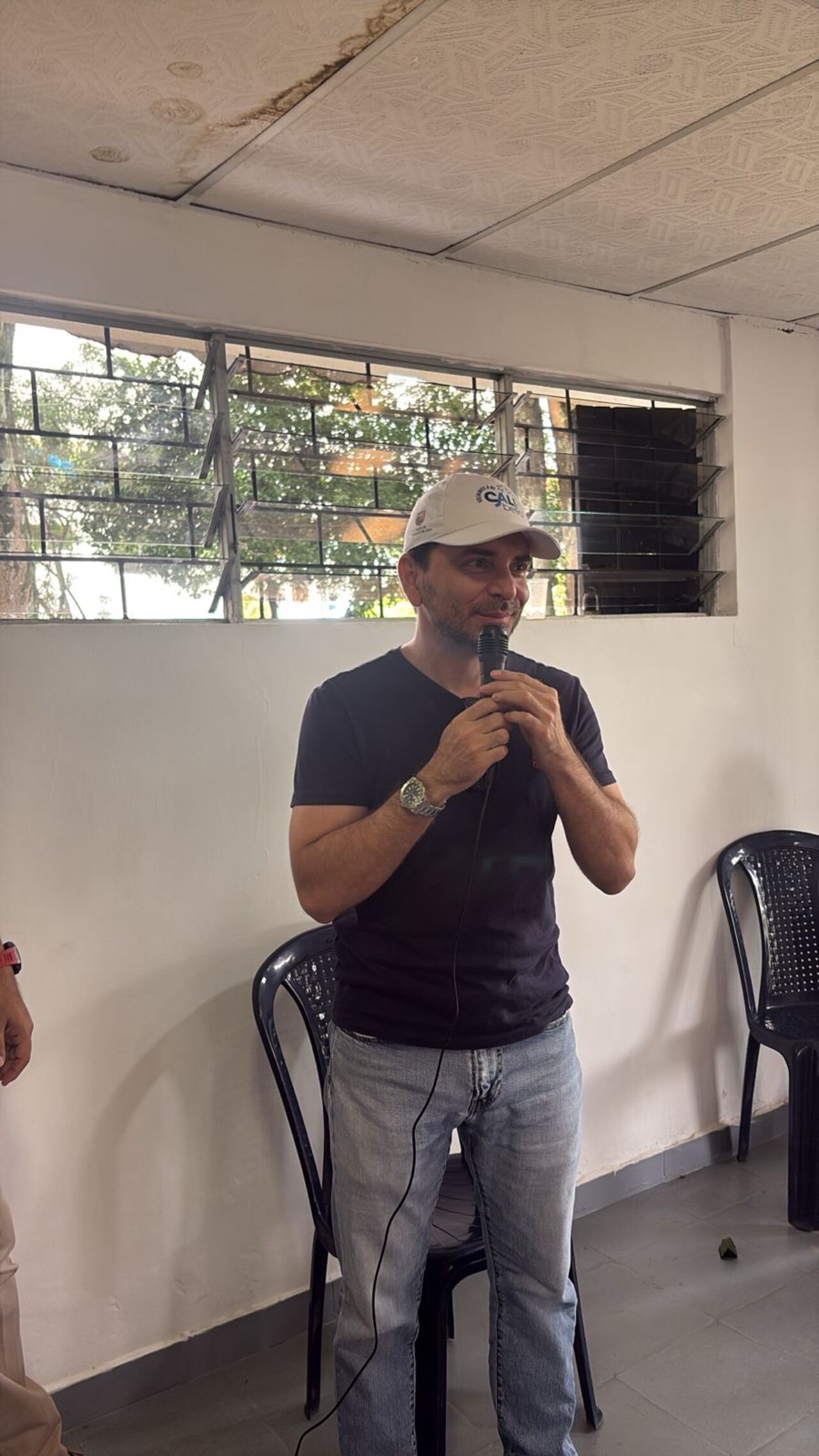 Jhon hormaza, director del Cali 17, durante la celebración.