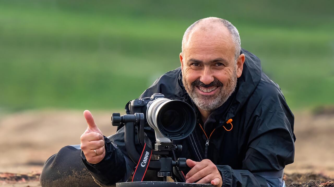 Mario Suárez Porras es considerado el mejor fotógrafo de aves del mundo. Es embajador de la marca Canon.