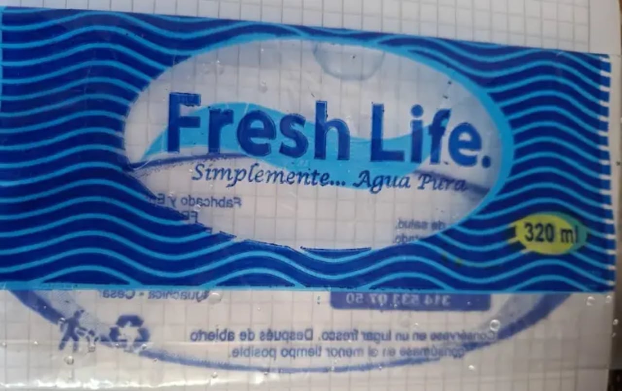 Invima alertó sobre la comercialización fraudulenta de Agua Fresh Life.