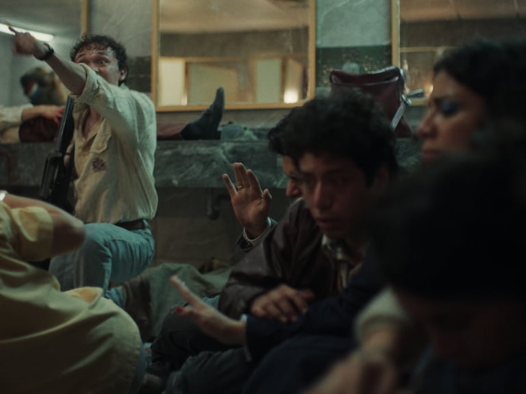 Noviembre es la ópera prima de Tomás Corredor, y se estrenó durante el lanzamiento del XVII Festival Internacional de Cine de Cali.