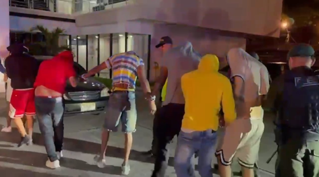 La Fiscalía presentó a los capturados por el asesinato de guardianes del Inpec, ante un juez de control de garantías y pedirán una medida de aseguramiento.