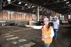 Cali: Talleres del municipio. Luz Adriana Vásquez Trujillo, es la encargada de gestionar la infraestructura de la ciudad, incluyendo la rehabilitación de vías. foto José L Guzmán. El País