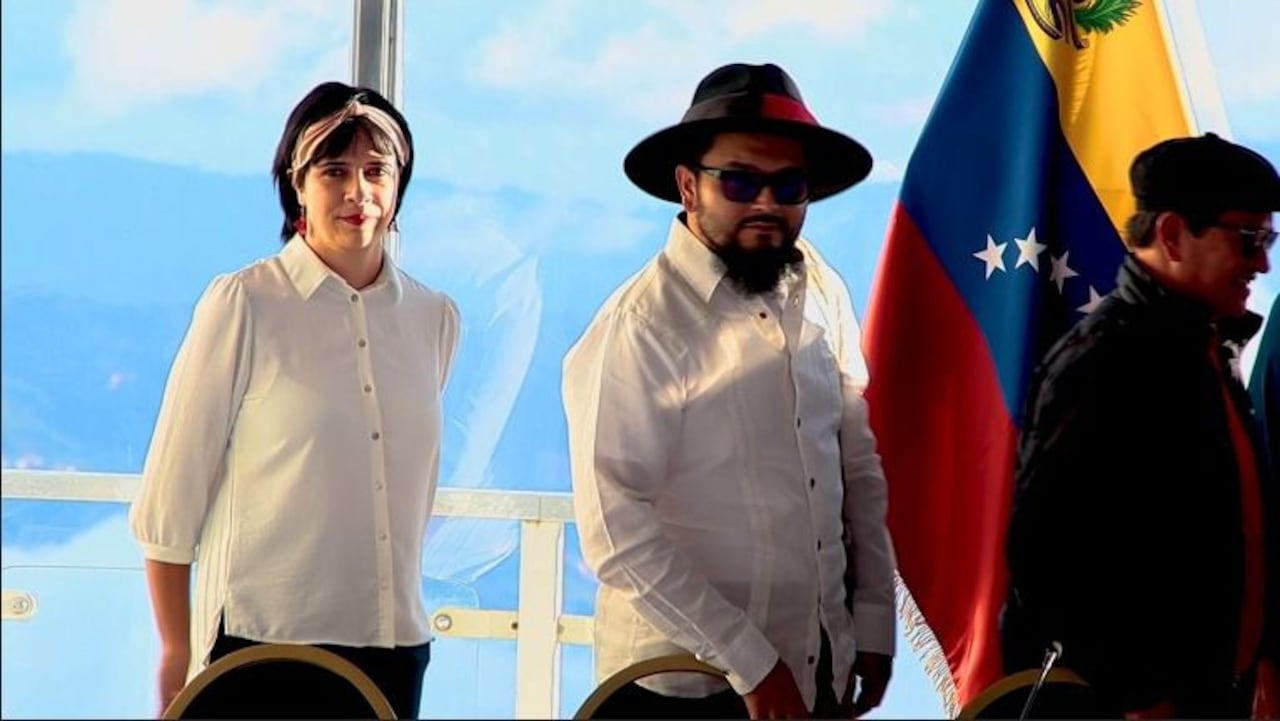 Alias Violeta, de la cárcel por nexos con el ELN, a la mesa de diálogo del gobierno y esa guerrilla en Venezuela.