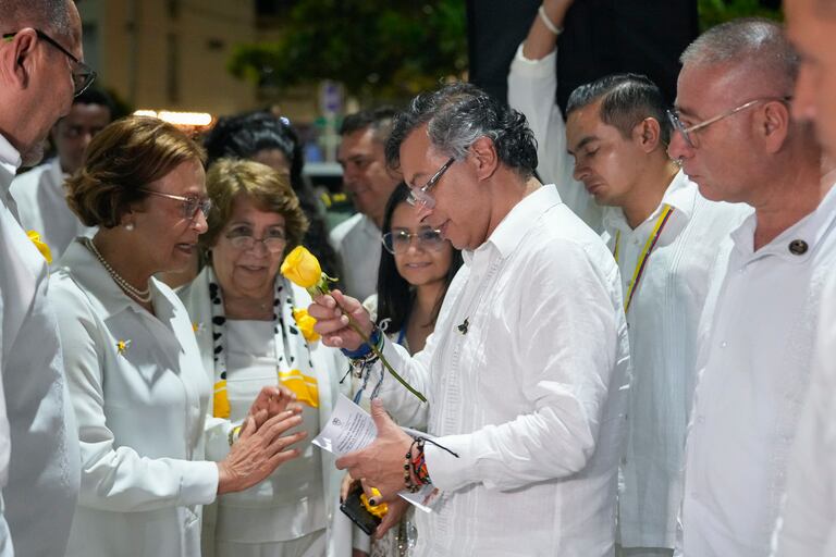 El acto público se llevó a cabo en Santa Marta, como un reconocimiento a las víctimas del exterminio de la Unión Patriótica.