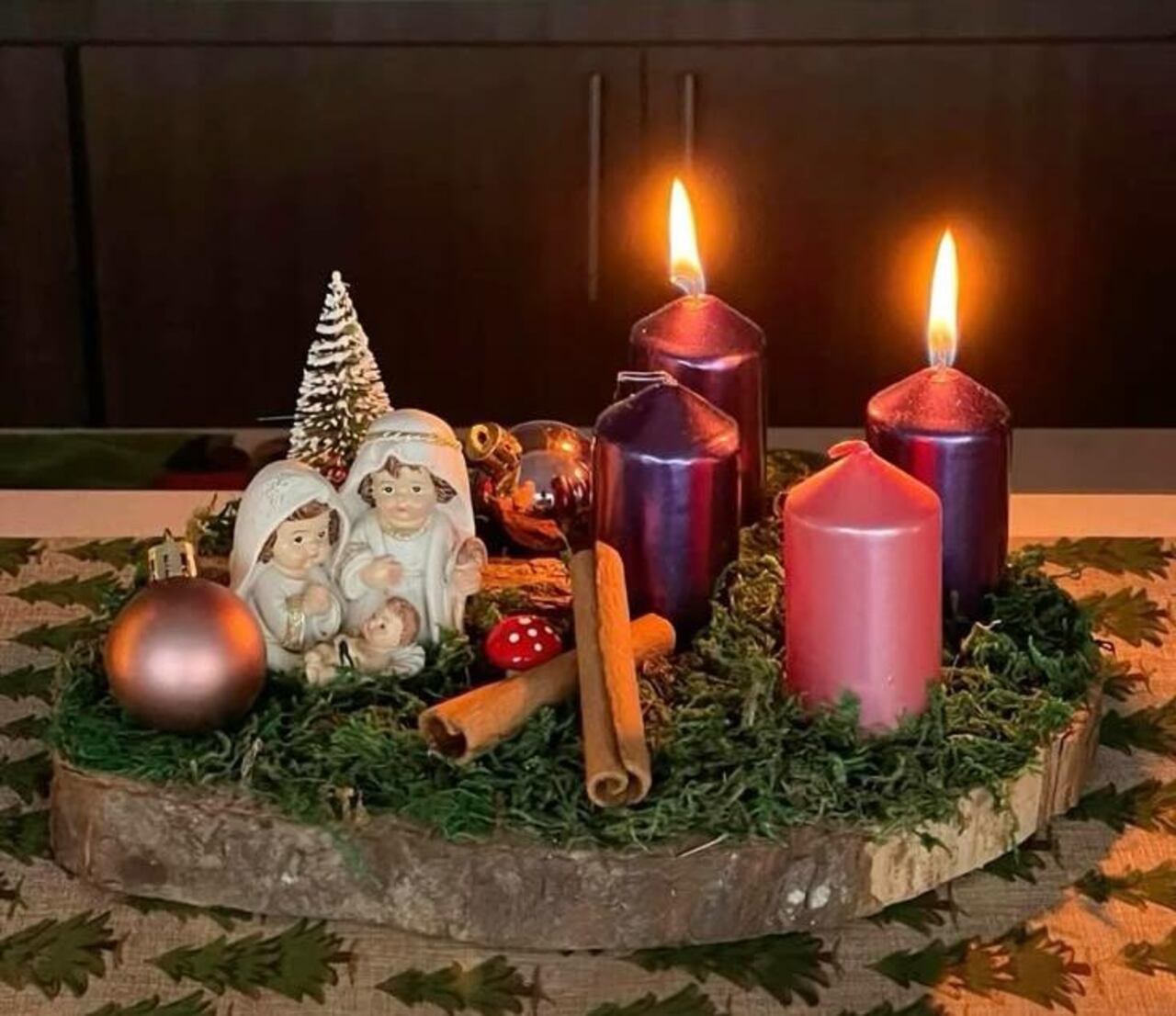 Este domingo 30 de noviembre se enciende la primera vela de Adviento. Aprenda a hacer una corona de una forma fácil.