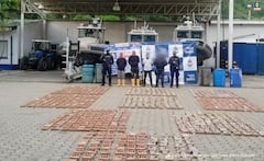 Los tres sujetos capturados por transportar cocaína en inmediaciones de Tumaco.