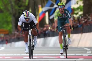 Narváez ganó la primera etapa del Giro de Italia