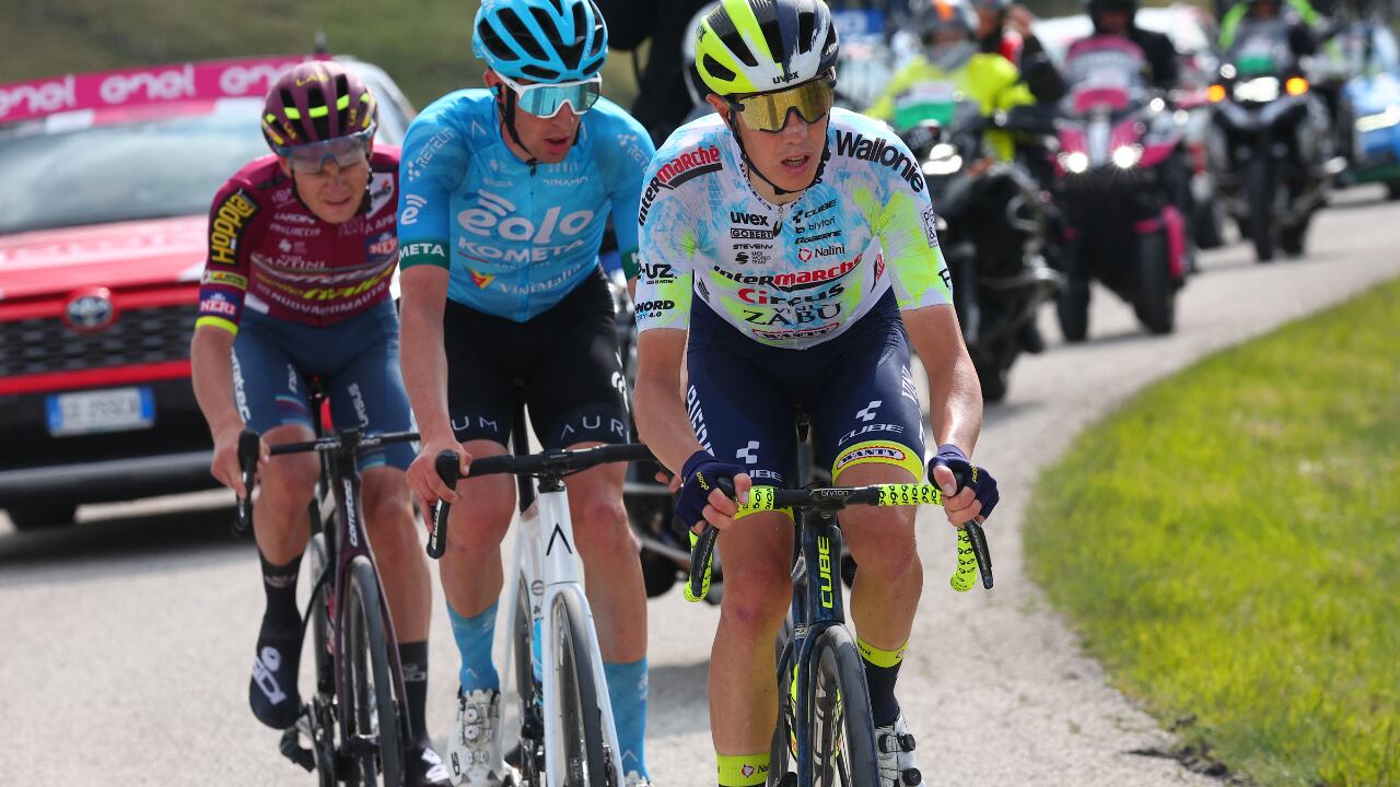 Tres fueron los corredores que protagonizaron la llegada a la meta de la etapa 7.