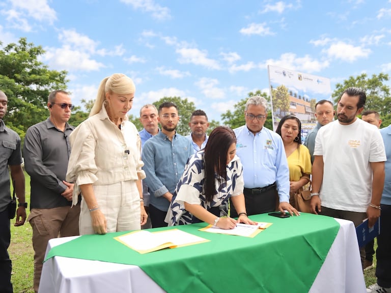 El proyecto del nuevo hospital de Candelaria contempla una inversión total de $70.456 millones y aún requiere completar el aporte de $26.000 millones de la Nación.