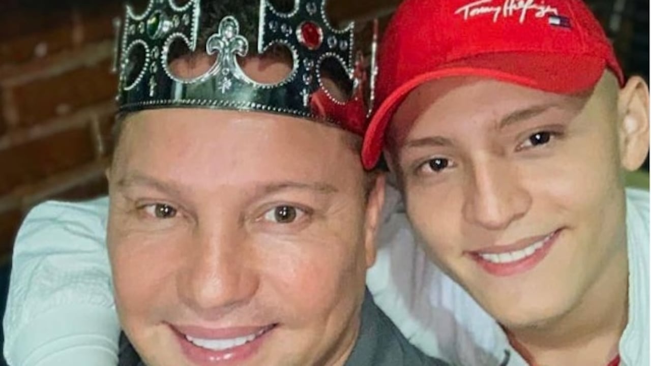 El cantante Miguel Ayala terminó en poder de un grupo armado ilegal cuando se movilizaba por la vía Panamericana, tramo Popayán-Cali.