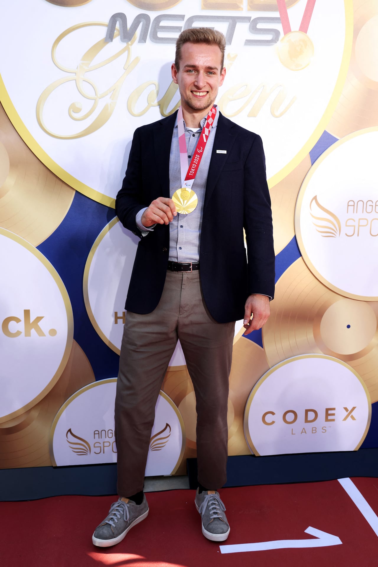 Johannes Floors asiste al evento del décimo aniversario de Gold Meets Golden 2023 en Virginia Robinson Gardens el 4 de febrero de 2023 en Beverly Hills, California. (Rodin Eckenroth/Getty Images/AFP)