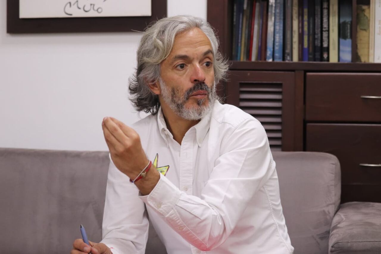 Desde su conocimiento como director del Dane, Oviedo asegura que el país tiene hasta el 2048 para ponerse al día con sus necesidades.