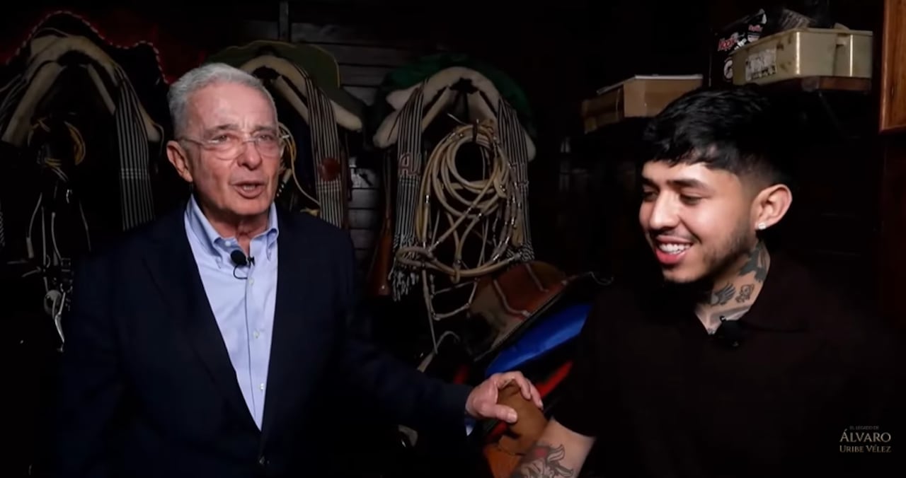 La conversación entre Westcol y Uribe cambió de tono cuando el expresidente le hizo una inesperada propuesta en vivo.