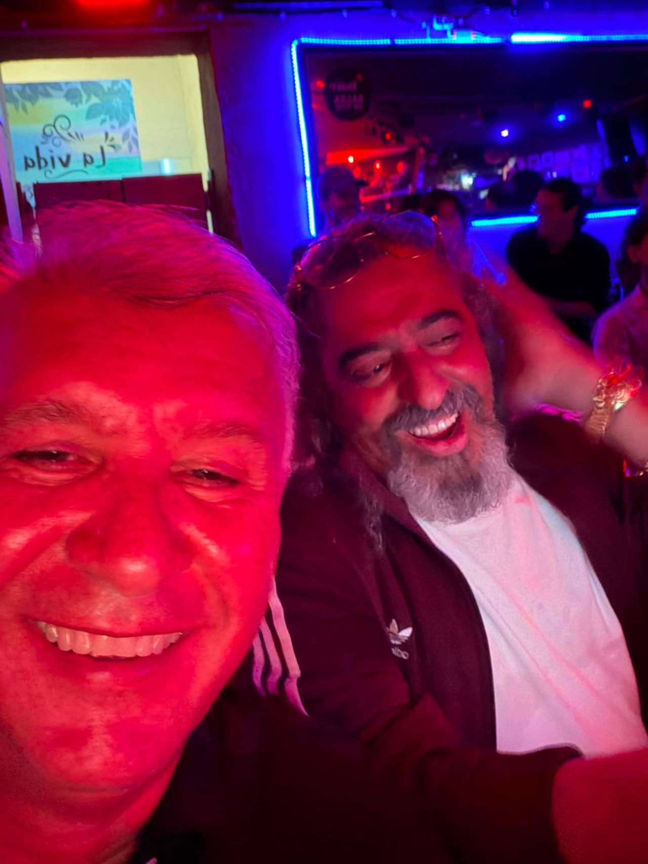 Diego El Cigala disfrutó de la salsa caleña, en Punto Baré.
