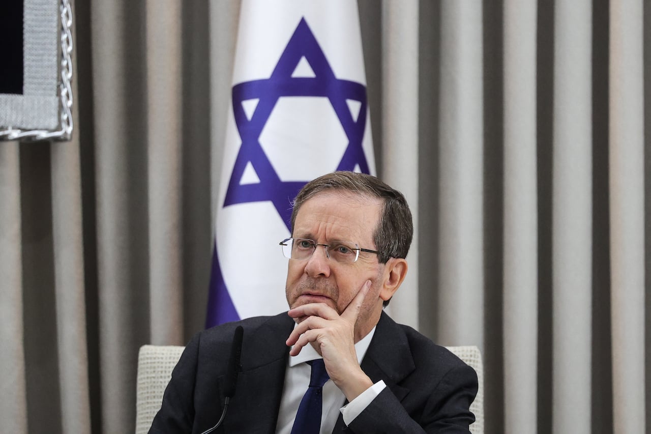 El presidente de Israel, Isaac Herzog, recibió a Merz den su residencia en Jerusalén.