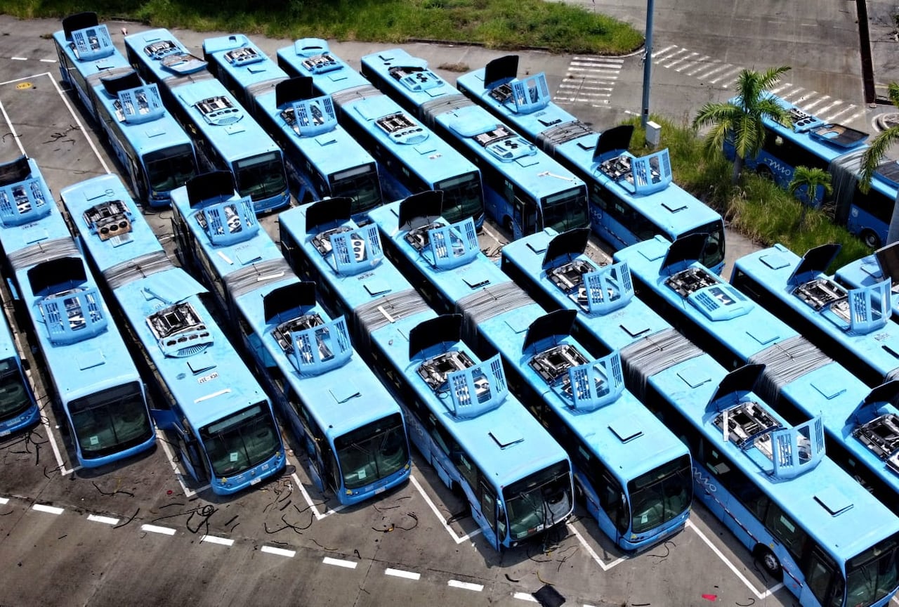 Metrocali planea comprar alrededor de 400 nuevos buses que serían propiedad del Municipio. Esto mejoraría el servicio y la sostenibilidad del sistema.