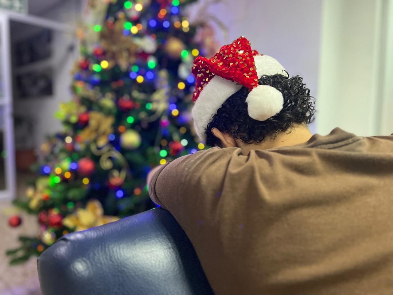 Enfocarse en actividades agradables con amigos o familia, puede ser una forma de distraerse y no dejar que el desánimo le gane.