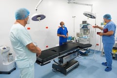 Una mujer de 22 años, murió después de someterse a una cirugía estética.