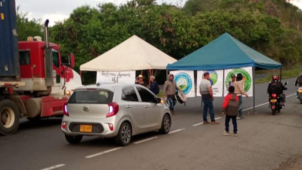 Bloqueo Buga - Buenaventura.