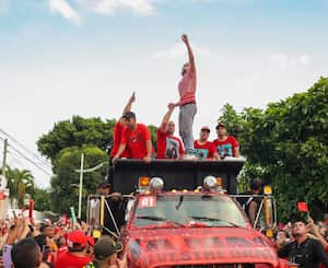 Silvestre Dangond lanzó su álbum titulado Ta Malo, tras varios meses de ausencia. Ahora, lo estrena junto a su fanaticada en Valledupar.