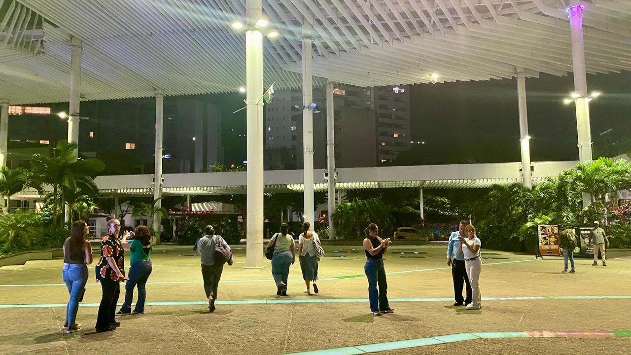 Los integrantes del proceso de la Minga Social, Popular y Comunitaria de Cali - Minga Cali, que permanecían en protesta frente al Centro Administrativo Municipal (CAM), se retiraron de manera pacífica del lugar.