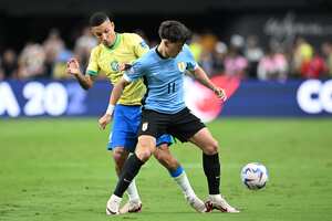 Brasil frente a Uruguay por la Copa América