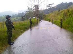 Tercera División del Ejército Nacional hace presencia en El Cairo, Valle del Cauca, tras aparición de letreros de ELN.