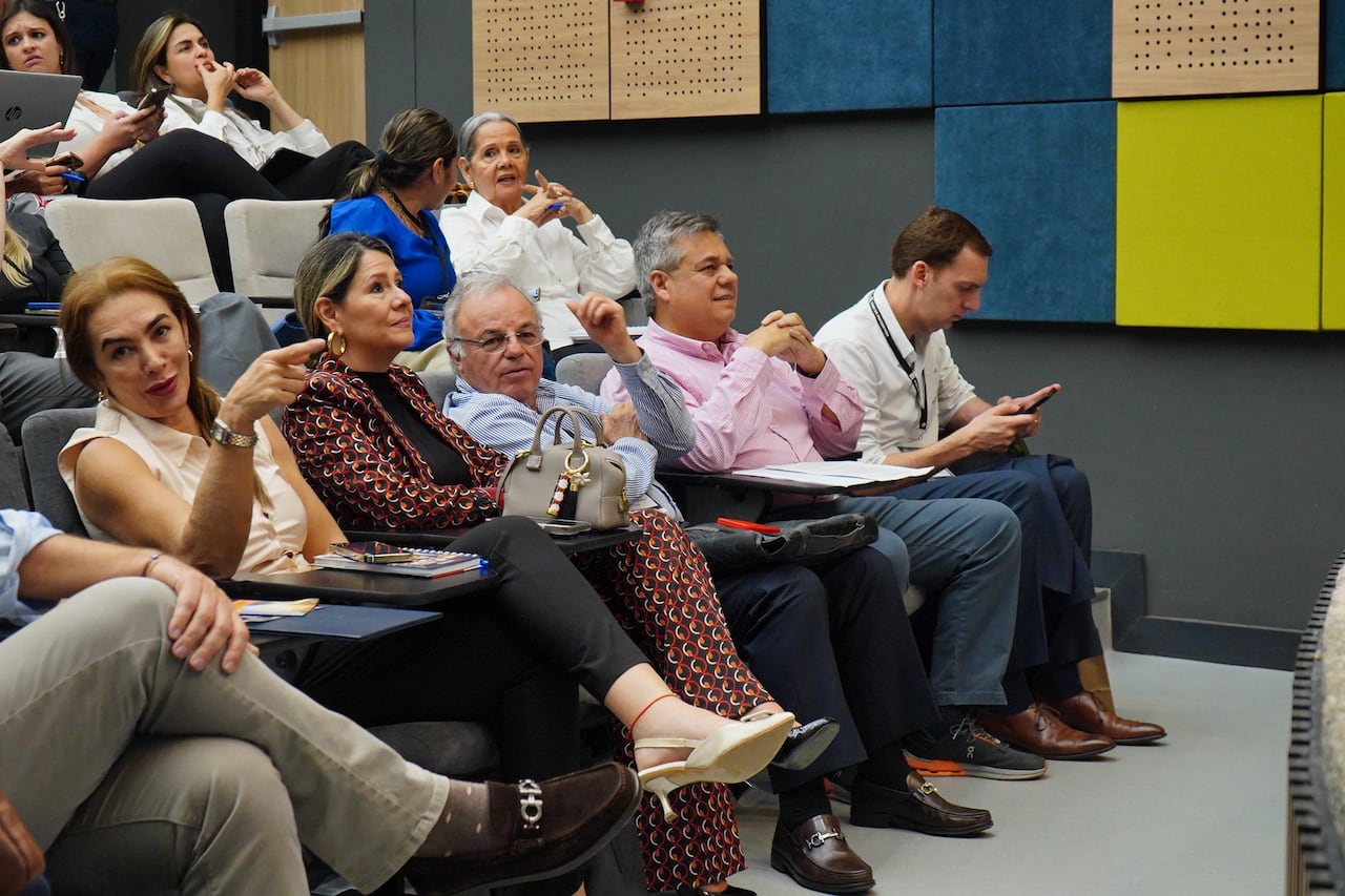Cumbre Regional de Empresarios del Foro de Presidentes, realizada en la Universidad Icesi.
