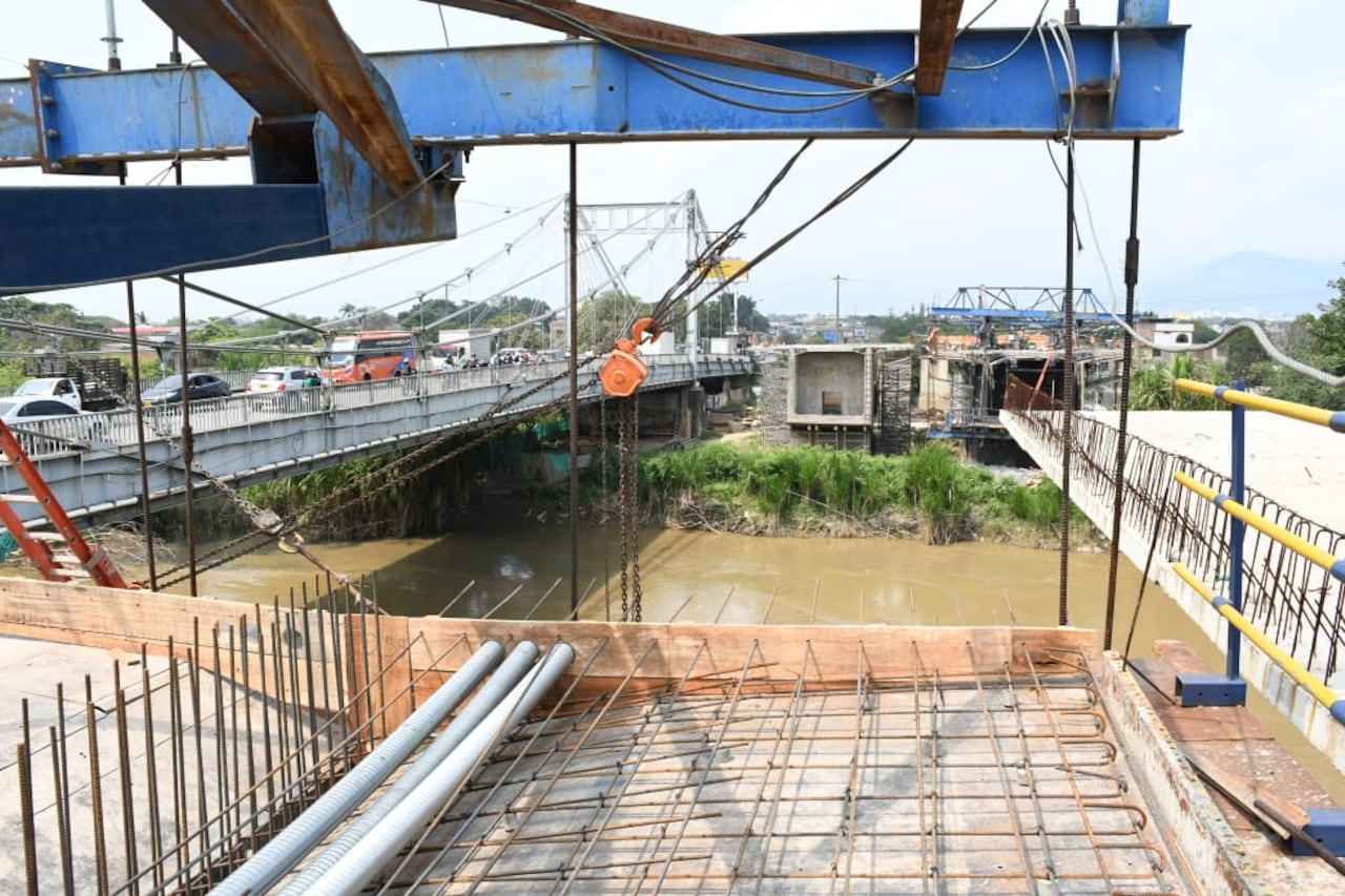 La obra del nuevo puente de Juanchito en el Valle sería entregada a finales de este 2023.