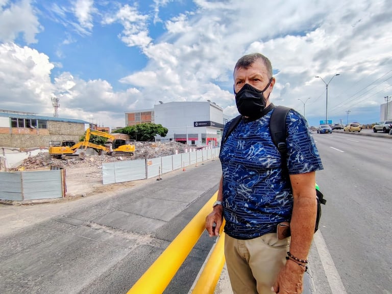 Demoliciones de los edificios Guadalupe y Molino Rojo en el sur de Cali.