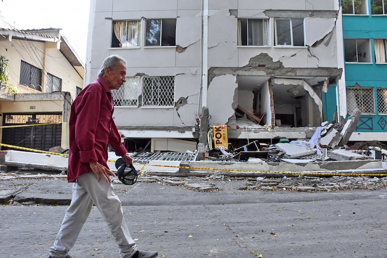 Tema de Domingo No Usar, Damnificados Edificio María Laureles y Cuarto de Legua.