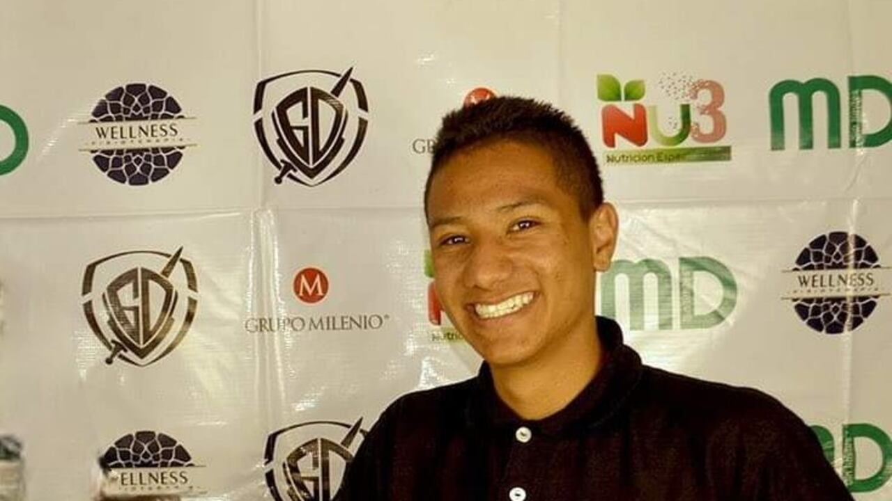 Jhon Mario Tirado en la presentación con el equipo Guerreros DD.