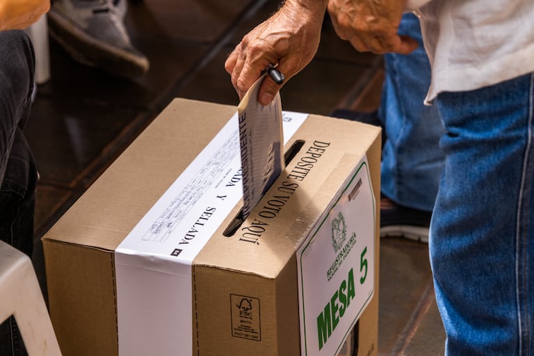 Elecciones, votaciones, voto