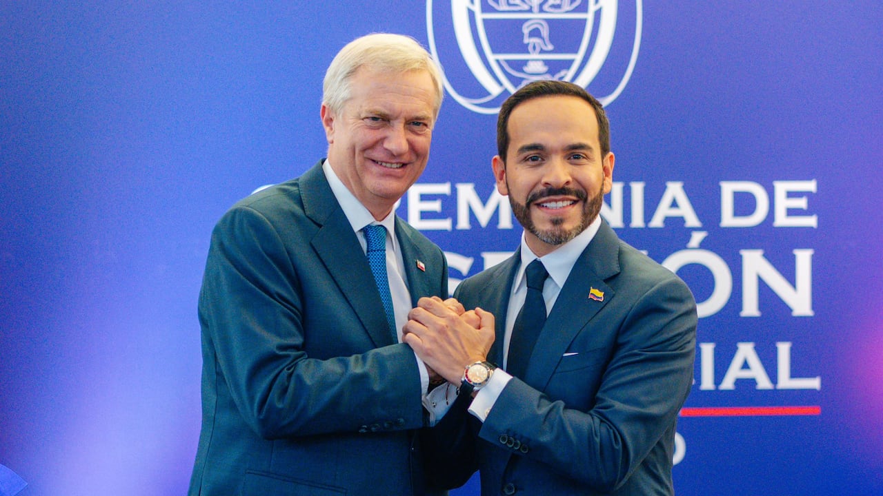 El mandatario chileno sostuvo reuniones bilaterales con el alcalde Alejandro Eder y el gobernante electo.