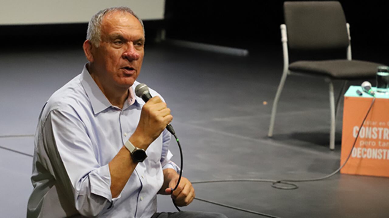 Alfredo Zamudio, director de la misión en Chile del Centro Nansen para la Paz