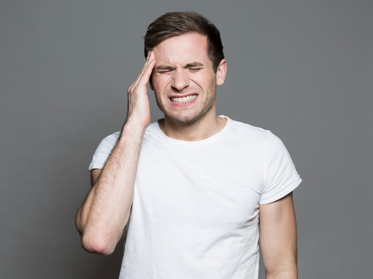 Son muchas las causas que pueden conllevar a sufrir de un dolor de cabeza.