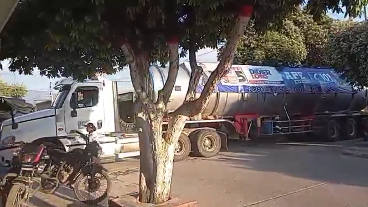 Petro pide capturas por presunto uso electoral del agua en Aguachica.