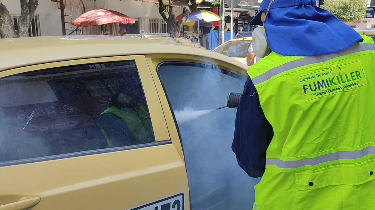 Boom 99.1 FM y El País Denuncia visitaron la Comuna 16 en una nueva Gira Comunera. 30 de enero de 2026.