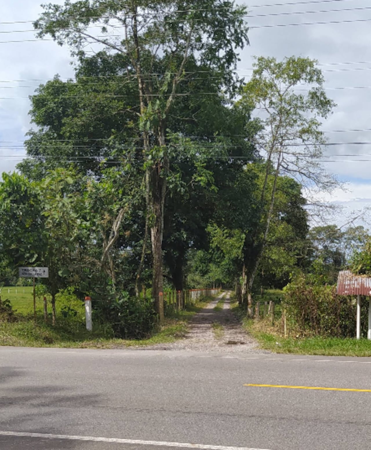 La vereda La Paz, lugar donde ocurrió la masacre, es considerada un punto estratégico por sus facilidades geográficas y corredores ilegales.