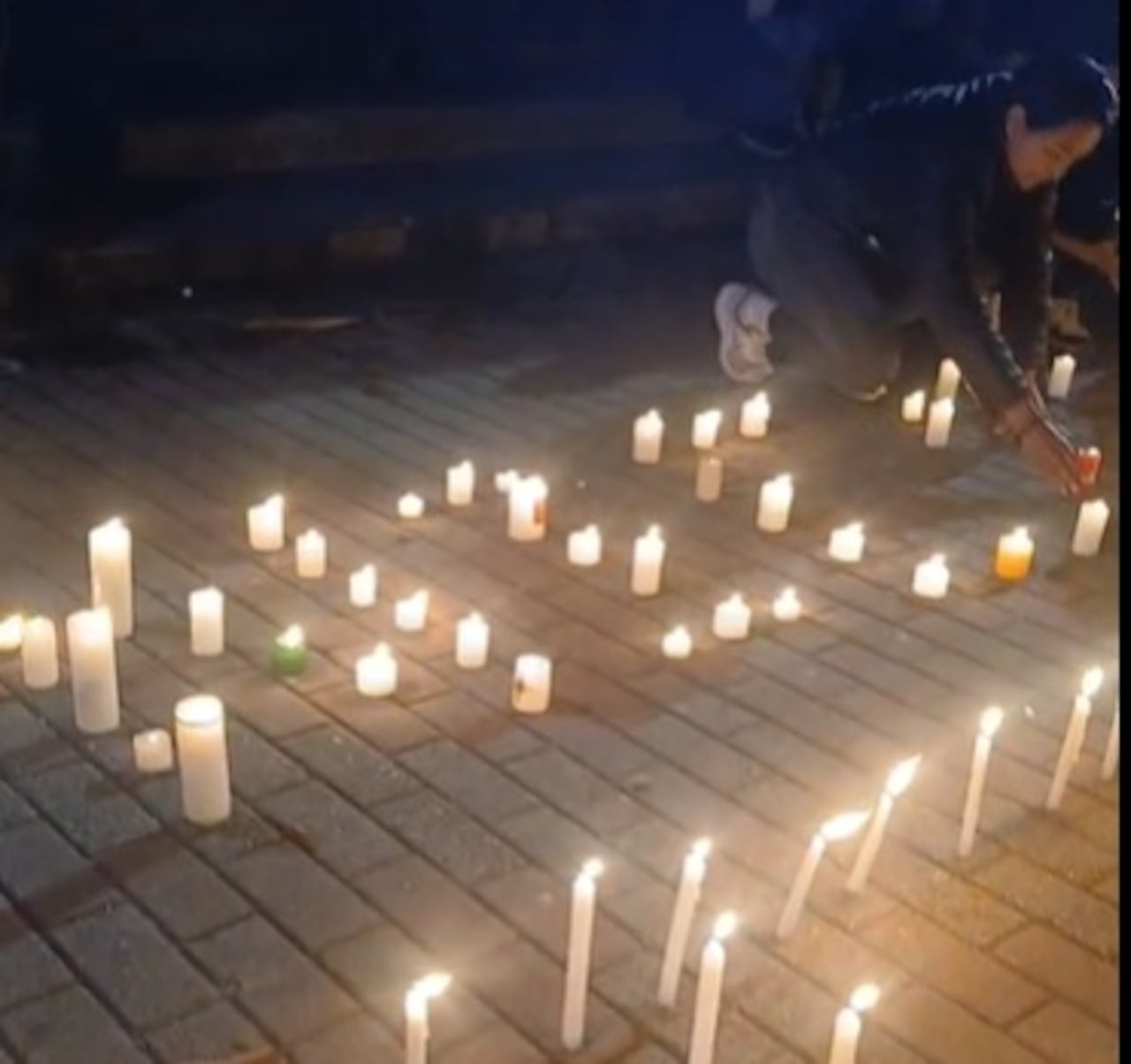 Las comunidades de Timbío se unieron en este velatón para apoyar a los familiares del joven Nicolás Santiago Tálaga.