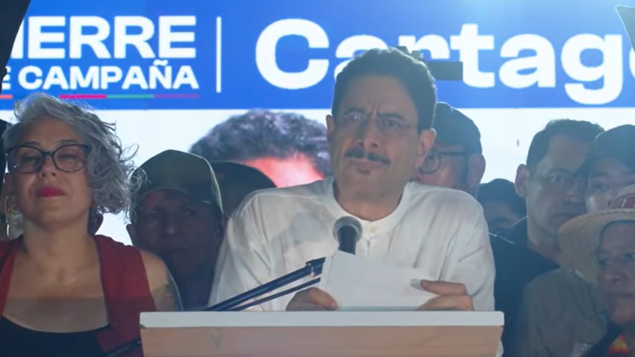 El candidato presidencial Iván Cepeda cerró su campaña en Cartagena.