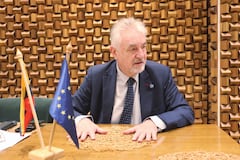 Enviado Especial de la Unión Europea para los Acuerdos de Paz Adrianus Koetsenruijter