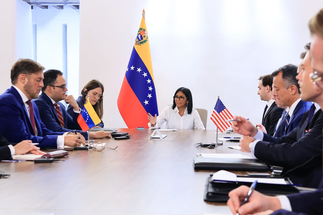 Presidenta Delcy Rodríguez dirige encuentro con delegación de alto nivel proveniente de EE.UU.