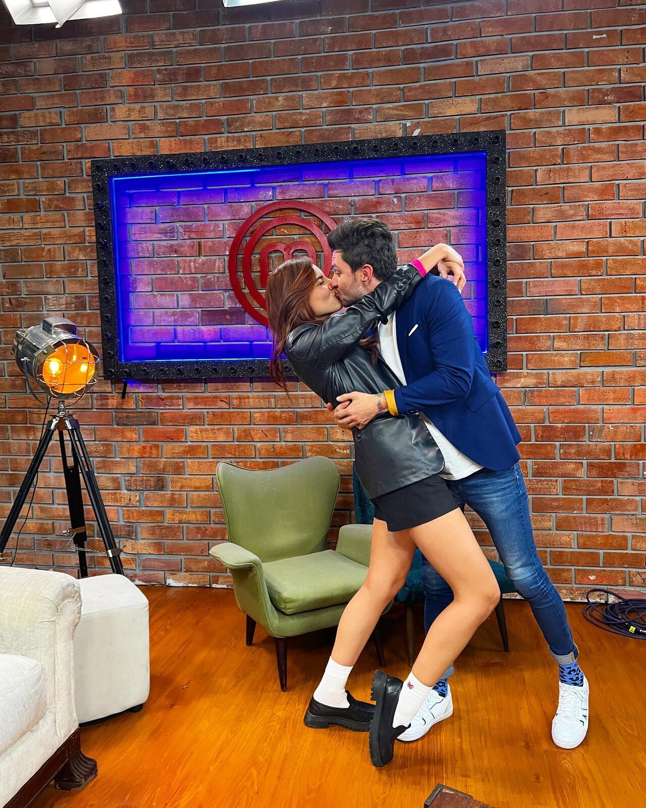 La pareja está feliz participando junta en el reality. Foto: Instagram @laurabarjum.