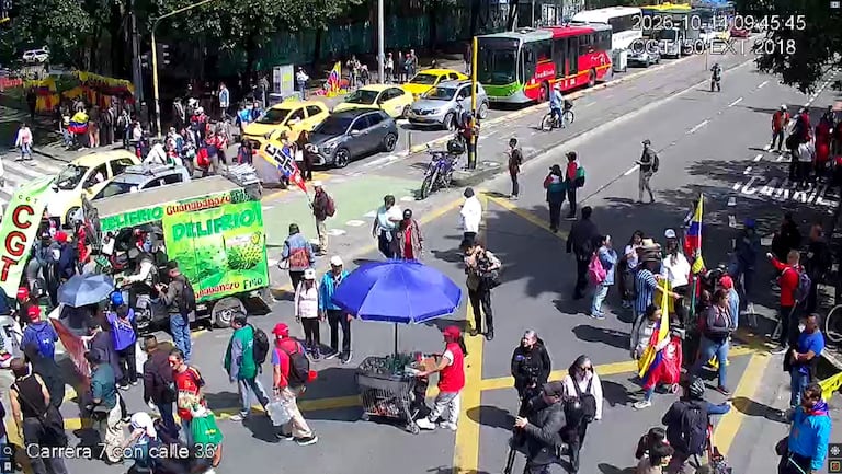 Manifestación afecta la movilidad en Bogotá por la calle 36
