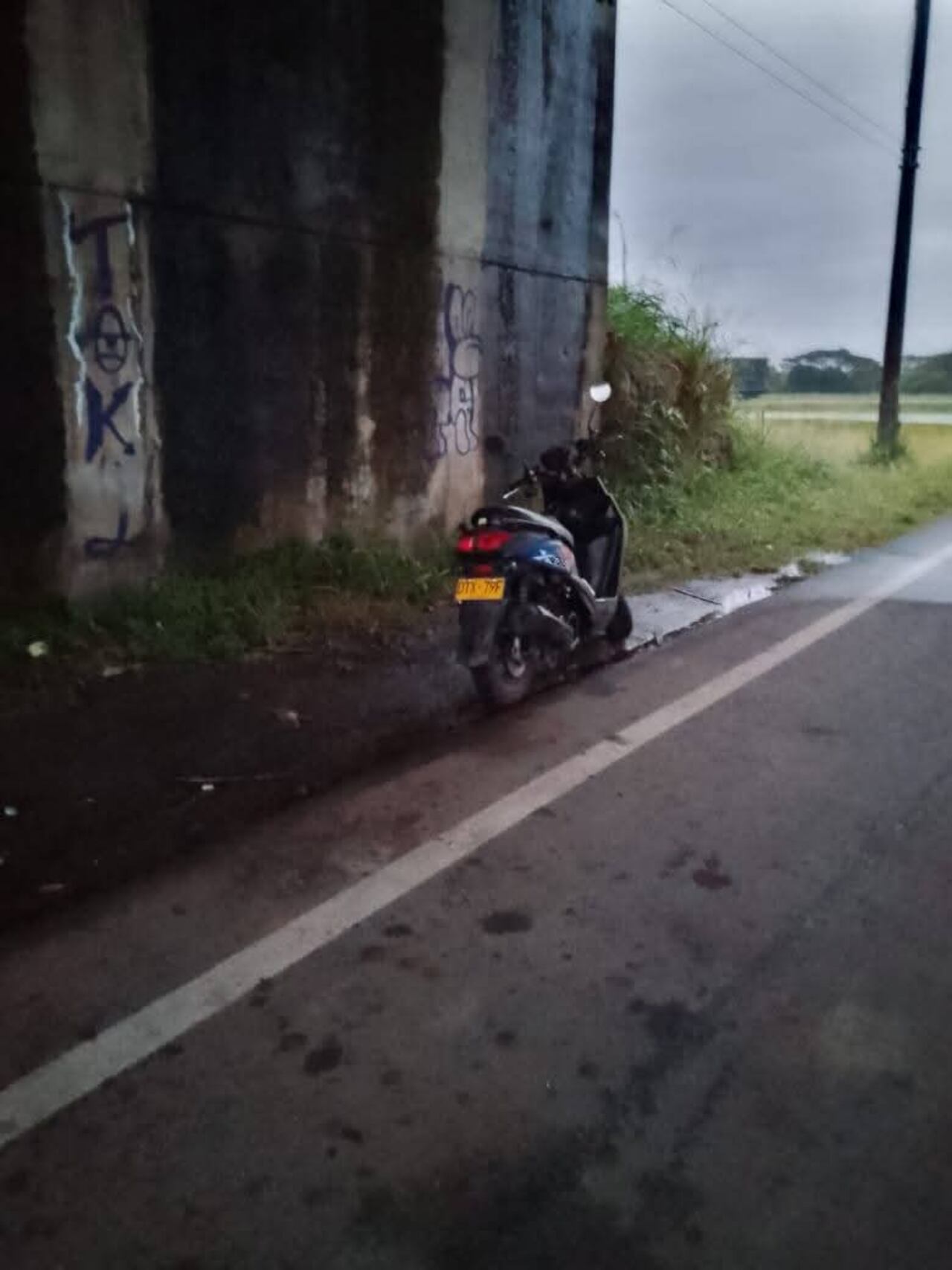 Posible moto con explosivos en la vía Panamericana