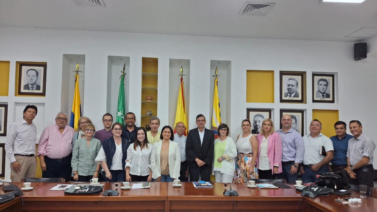 El acuerdo, que se gestó desde octubre del año pasado, marca un precedente para la facultad.