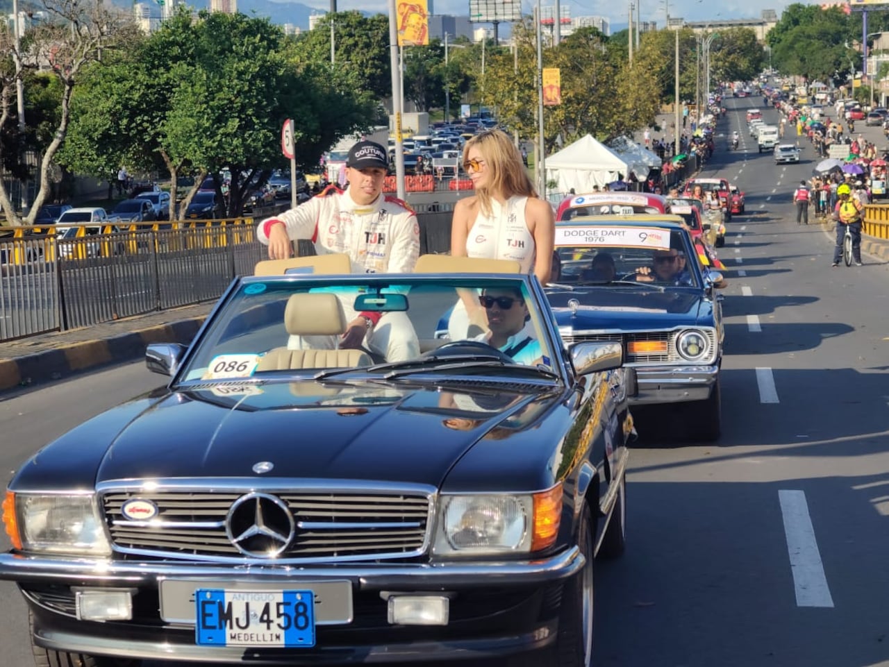 Desfile de Autos Clásicos y Antiguos 2025.