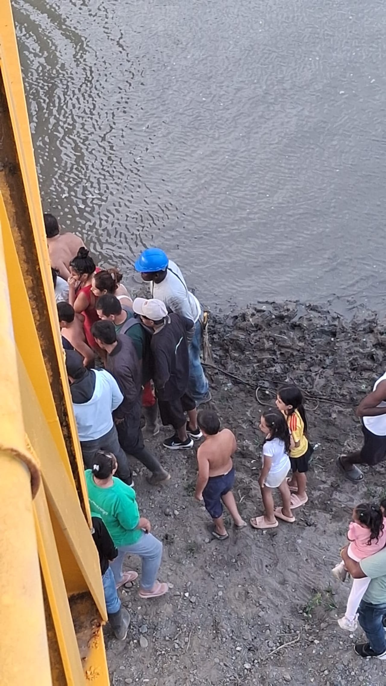 Las comunidades de dicho sector rural fueron las encargadas de alerta de lo sucedido a los organismos de socorro.